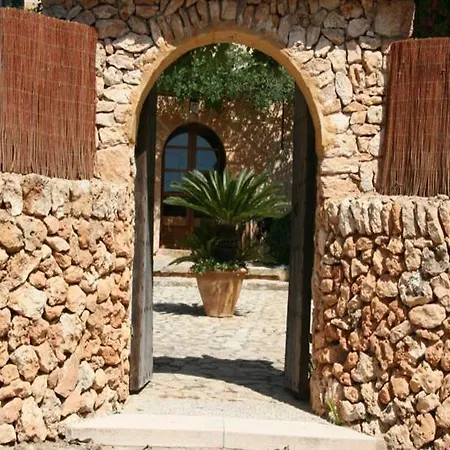 Petit Son Perdiu Hotel 3*